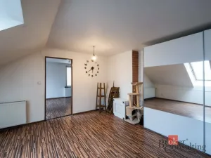 Prodej rodinného domu, Odrovice, 234 m2