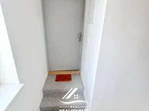 Pronájem bytu 1+kk, Hlučín, Opavská, 22 m2