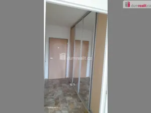 Pronájem bytu 2+kk, Praha - Kobylisy, Mirovická, 43 m2