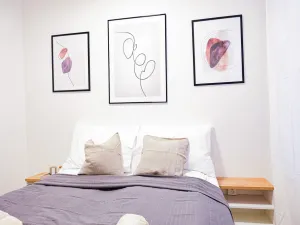 Pronájem bytu 2+kk, Praha - Smíchov, Plzeňská, 35 m2