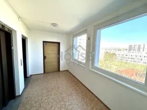 Prodej bytu 2+kk, Praha - Černý Most, Kpt. Stránského, 44 m2