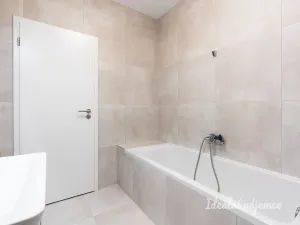 Pronájem bytu 2+kk, Praha - Vysočany, Gerstelova, 54 m2