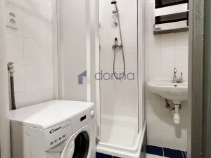 Pronájem bytu 2+1, Praha, Počernická, 57 m2