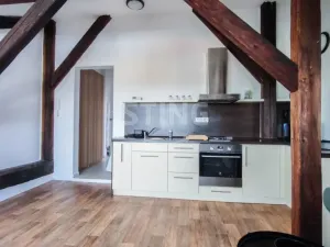 Pronájem bytu 1+kk, Jihlava, Husova, 40 m2