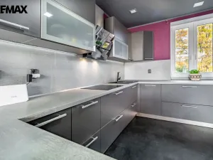 Prodej rodinného domu, Stanovice, 443 m2