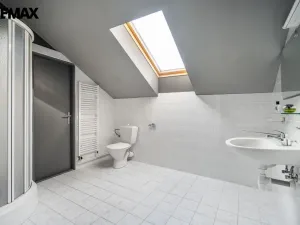 Prodej rodinného domu, Stanovice, 443 m2