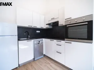 Pronájem bytu 2+kk, Praha - Libeň, Novákových, 44 m2