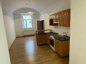 Pronájem bytu 1+1, Chrudim, Fortenská, 42 m2