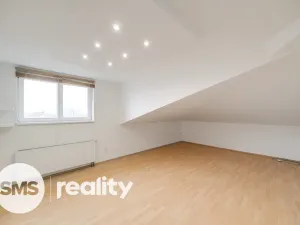 Prodej bytu 2+1, Opava, Pekařská, 74 m2