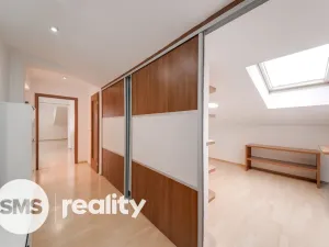 Prodej bytu 2+1, Opava, Pekařská, 74 m2