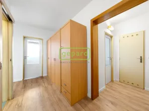 Prodej bytu 3+kk, Praha, Šimůnkova, 60 m2