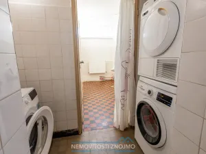 Pronájem atypického bytu, Hrušovany nad Jevišovkou, Cukrovarská, 10 m2