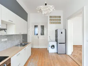 Pronájem bytu 1+1, Praha - Smíchov, Lidická, 43 m2