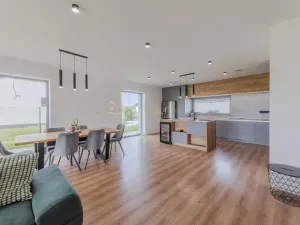 Prodej rodinného domu, Lutín, Za Rybníčkem, 199 m2