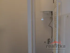 Pronájem bytu 1+kk, Opava - Předměstí, Kasárenská, 39 m2