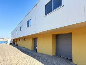 Pronájem kanceláře, Moravany, Bohunická cesta, 271 m2