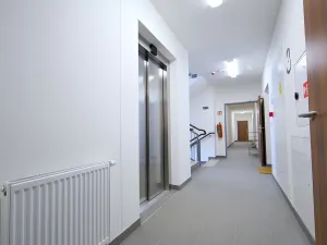 Pronájem bytu 2+kk, Praha, Strančická, 49 m2