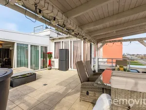 Prodej bytu 4+kk, Praha - Kyje, Davidovičova, 183 m2