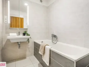 Prodej bytu 3+kk, Milovice, Zátopkova, 108 m2