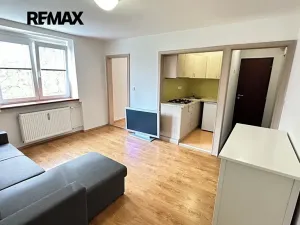 Pronájem bytu 2+kk, Kladno, Sevastopolská, 32 m2