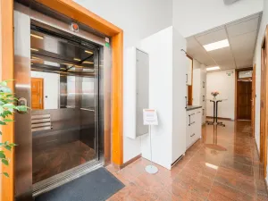 Pronájem kanceláře, Praha - Vinohrady, Slezská, 21 m2