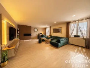 Prodej komerční nemovitosti, Kutná Hora, Zvěřinova, 318 m2