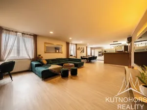 Prodej komerční nemovitosti, Kutná Hora, Zvěřinova, 318 m2