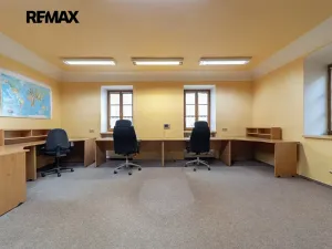 Prodej komerční nemovitosti, Šumperk, nám. Míru, 200 m2