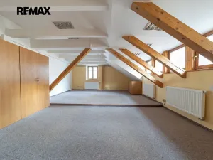 Prodej komerční nemovitosti, Šumperk, nám. Míru, 200 m2