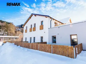 Prodej bytu 2+kk, Svoboda nad Úpou, Nádražní, 54 m2