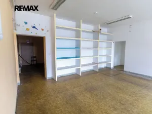 Prodej obchodního prostoru, Město Albrechtice, Míru, 1427 m2