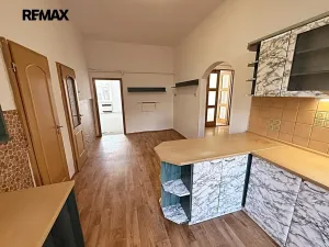 Prodej bytu 2+1, Pardubice, K Višňovce, 97 m2