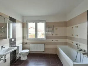 Pronájem vily, Průhonice, Pod Valem II., 285 m2