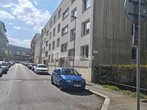 Pronájem bytu 2+1, Děčín - Děčín III-Staré Město, Kladenská, 58 m2
