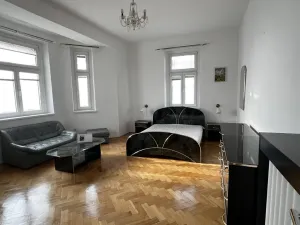 Pronájem bytu 3+1, Praha - Dejvice, Na čihadle, 100 m2