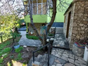 Prodej rodinného domu, Okrug Gornji, Chorvatsko, 200 m2