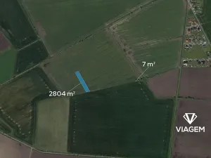 Prodej podílu pole, Charvatce, 350 m2