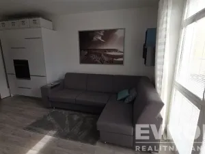 Pronájem bytu 1+kk, Pardubice - Studánka, Pod Studánkou, 32 m2