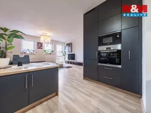 Prodej bytu 3+kk, Chýnov, Slunečný vrch, 80 m2