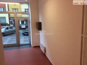 Pronájem obchodního prostoru, Praha - Žižkov, Biskupcova, 32 m2