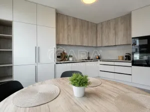 Pronájem bytu 3+kk, Praha - Hlubočepy, Baarové, 82 m2