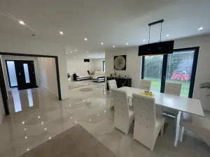 Prodej rodinného domu, Jeneč, Malé náměstí, 192 m2