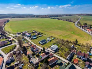 Prodej pozemku pro bydlení, Výrov - Hadačka, 787 m2