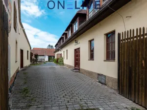 Prodej ubytování, Starý Plzenec, Masarykovo náměstí, 480 m2