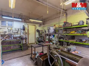 Prodej výrobních prostor, Bedihošť, Komenského, 180 m2