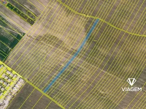 Prodej podílu pole, Kuchařovice, 898 m2