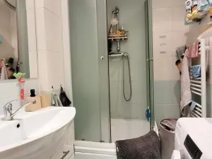 Pronájem bytu 2+kk, Praha - Hostivař, Kozmíkova, 46 m2