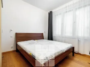 Pronájem bytu 2+kk, Praha - Vršovice, Krymská, 49 m2