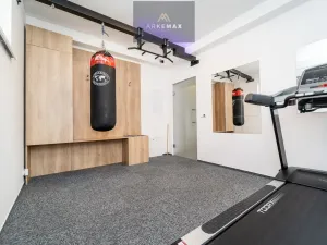 Prodej rodinného domu, Žabeň, 410 m2