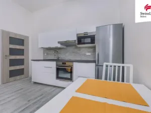 Pronájem bytu 2+kk, Pardubice, Nerudova, 30 m2